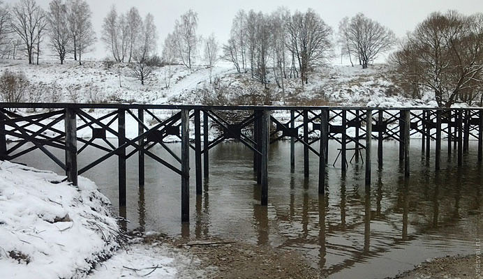 Свайные мосты: надежное решение для преодоления водных преград в таре от 56458 руб