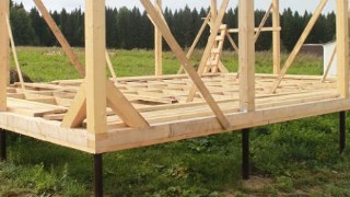 Сарай на винтовых сваях или хозблок на сваях Тара цена от 2515 руб. / шт.